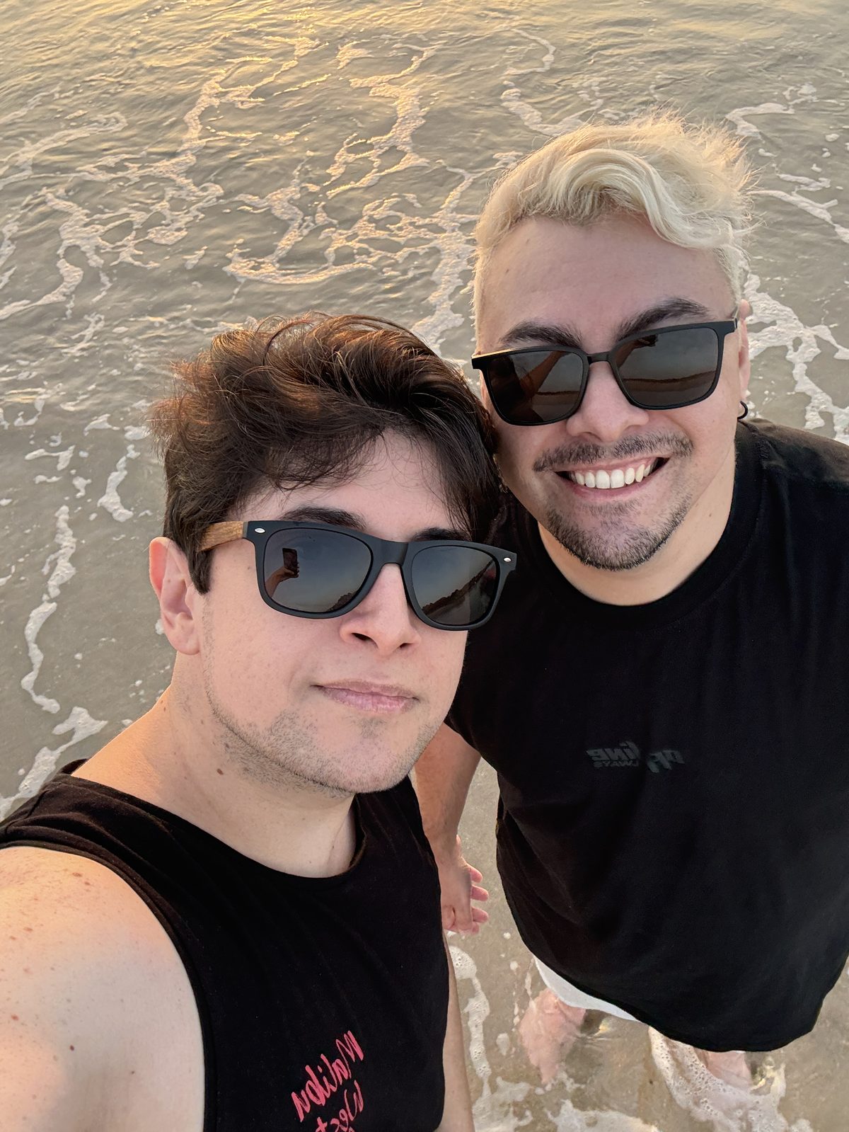 pés na água, coração cheio